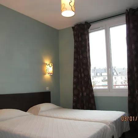 De L'univers Hotel