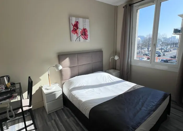 De L'univers 2* Caen