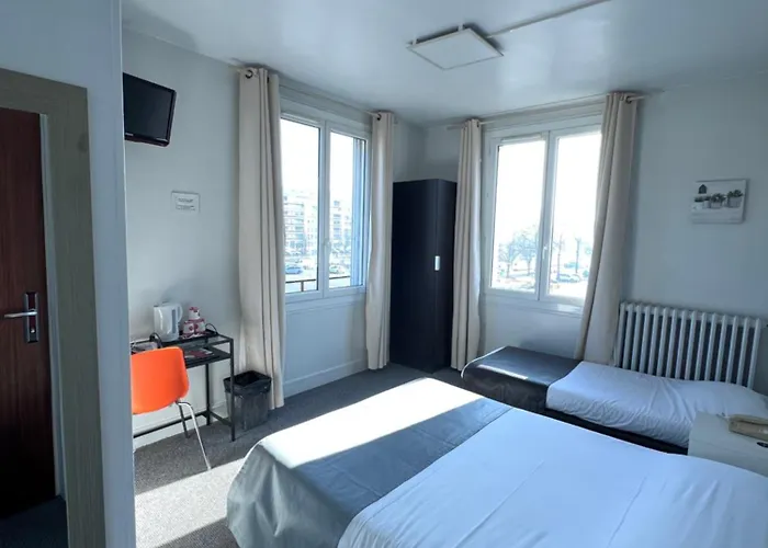 ド リュニヴェール ホテル