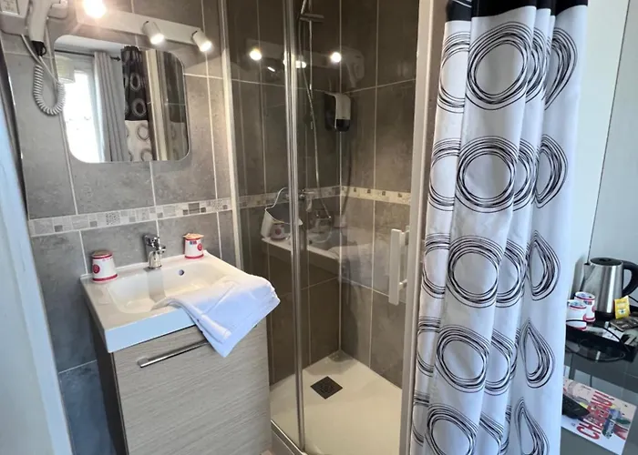 ド リュニヴェール ホテル カーン