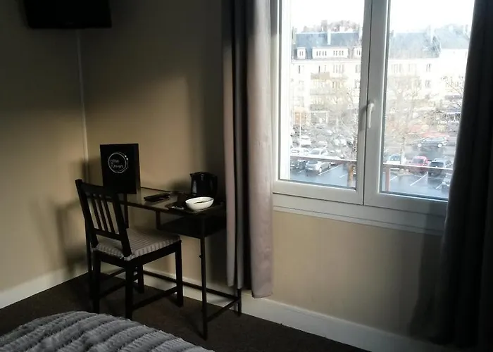 Hotel De L'univers Caen