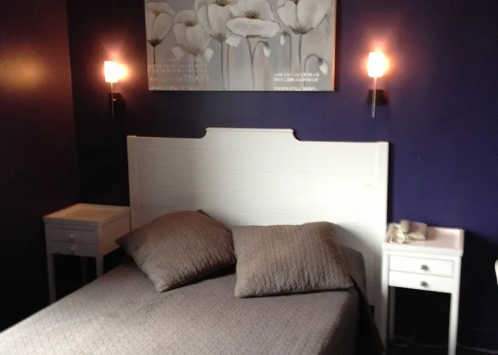 ド リュニヴェール ホテル カーン