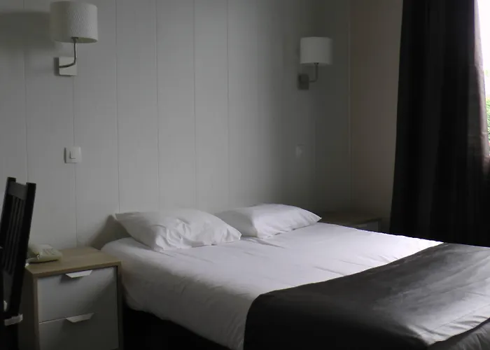 ド リュニヴェール ホテル