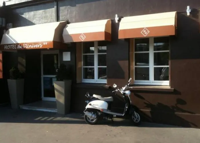 ホテル ド リュニヴェール 2*