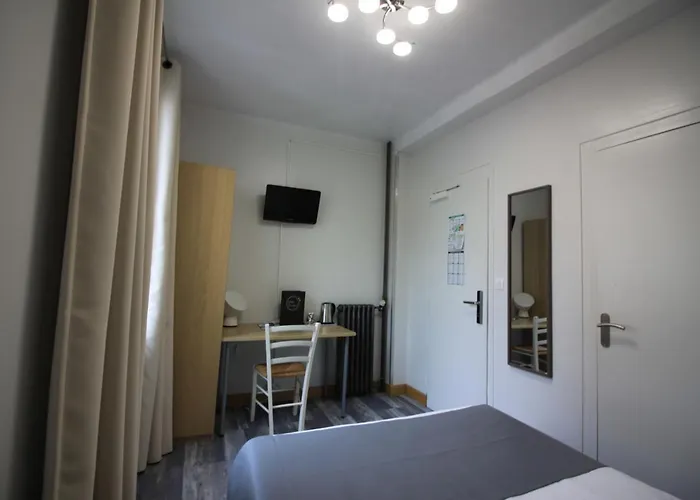 ド リュニヴェール ホテル カーン